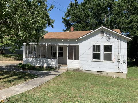 111 Toccoa St, Toccoa, GA 30577 photo 1