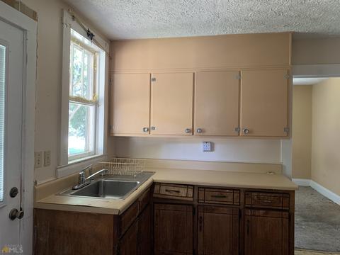 111 Toccoa St, Toccoa, GA 30577 photo 8