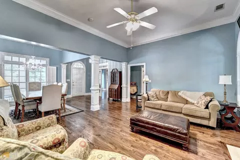 483 Oakleaf Trl, Suwanee, GA 30024 photo 17