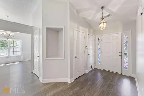 35 Carmody Cir, Covington, GA 30016 photo 5