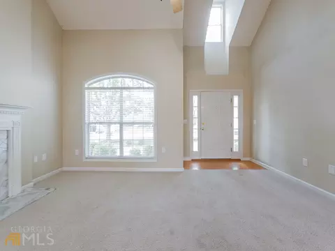 90 Summer Walk Ct, Covington, GA 30016 photo 5