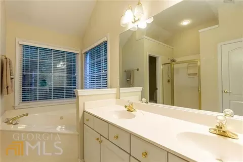1962 Regency Cove Ct, Chamblee, GA 30341 photo 17