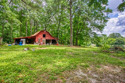 303 E Johnson St, Temple, GA 30179 photo 6