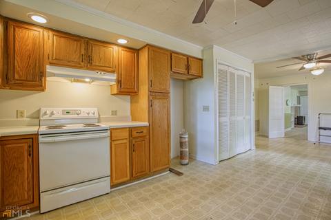 303 E Johnson St, Temple, GA 30179 photo 17