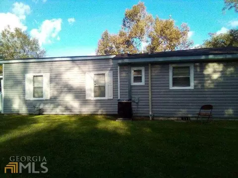 515 E Ohoopee St, Fitzgerald, GA 31750 photo 2