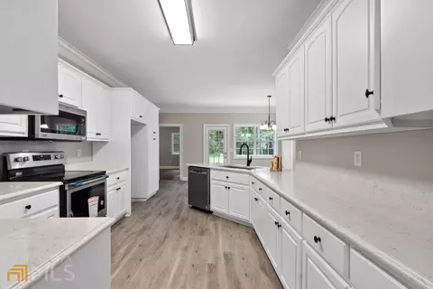 8 Heather Cir, Cave Spring, GA 30124 photo 29
