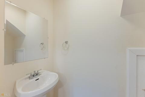 410 Memorial Dr, Clarkesville, GA 30523 photo 14