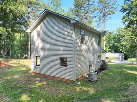 410 Memorial Dr, Clarkesville, GA 30523 photo 24