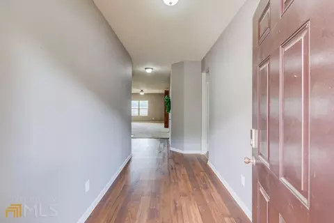 1045 Sutherland Dr, Winder, GA 30680 photo 3