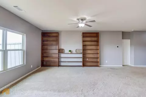 1045 Sutherland Dr, Winder, GA 30680 photo 5
