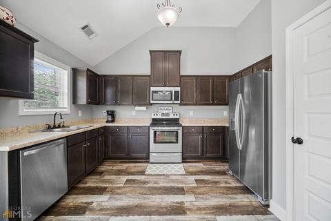 175 Needleleaf Ct, Barnesville, GA 30204 photo 7