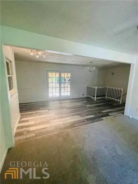 6425 Alpine Dr, Rex, GA 30273 photo 5