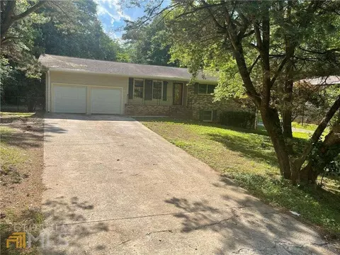 6425 Alpine Dr, Rex, GA 30273 photo 1