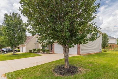 404 Othello Dr, Hampton, GA 30228 photo 5