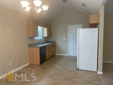 305 Preakness Dr, Lagrange, GA 30241 photo 5