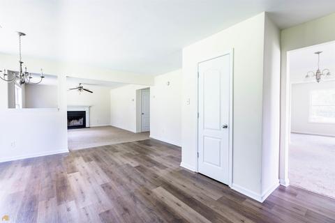 1025 Bluecoat Cir, Hampton, GA 30228 photo 2