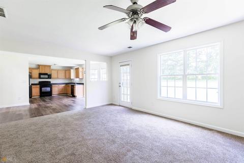 1025 Bluecoat Cir, Hampton, GA 30228 photo 4