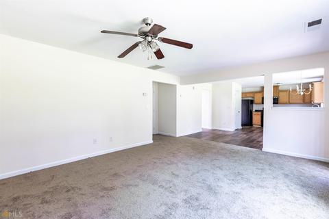 1025 Bluecoat Cir, Hampton, GA 30228 photo 5