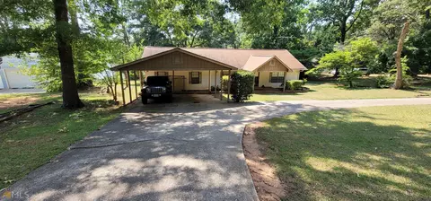 160 E James Cir, Hampton, GA 30228 photo 1