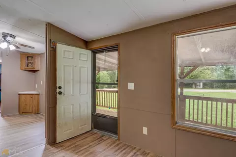 2859 Outer Cir, Gainesville, GA 30507 photo 8