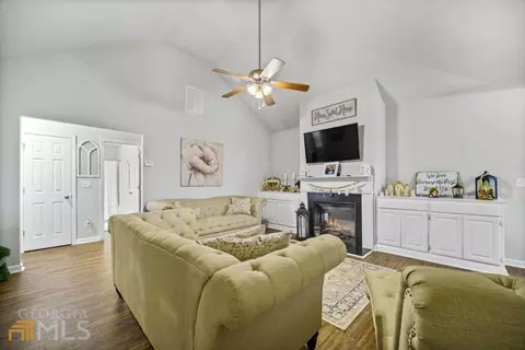 404 Heath Dr, Thomaston, GA 30286 photo 3