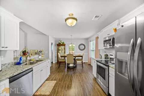 404 Heath Dr, Thomaston, GA 30286 photo 8
