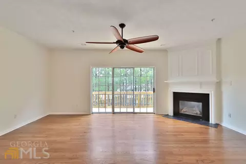 160 Riverstone Commons Cir, Canton, GA 30114 photo 10