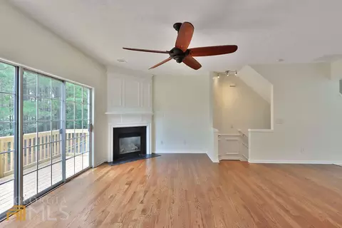 160 Riverstone Commons Cir, Canton, GA 30114 photo 11