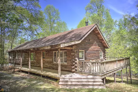 6390 Chesla Dr, Gainesville, GA 30506
