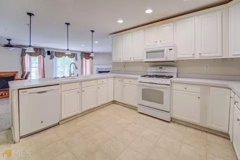 200 Brown Rd, Covington, GA 30016 photo 11