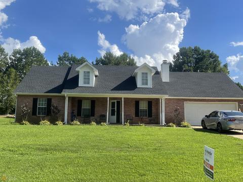 141 Meadow View Dr, Jackson, GA 30233 photo 1
