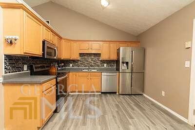 141 Meadow View Dr, Jackson, GA 30233 photo 5