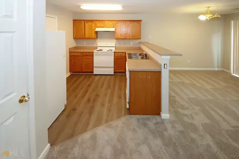 7168 Georges Way, Morrow, GA 30260 photo 6