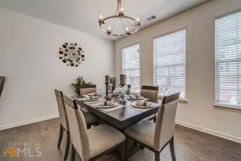 5514 Radford Loop, Fairburn, GA 30213 photo 4