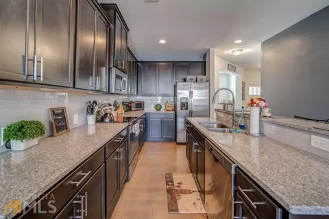 5514 Radford Loop, Fairburn, GA 30213 photo 8