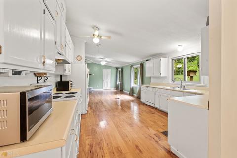 4388 E Hall Rd, Gainesville, GA 30507 photo 17