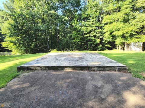 94 Robin Hood Rd, Covington, GA 30014 photo 3