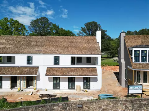 10611 Serenbe Ln, Chattahoochee Hills, GA 30268