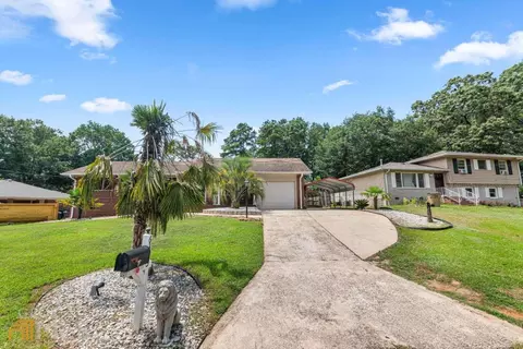 6393 Highview Rd, Morrow, GA 30260 photo 3