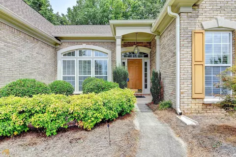 611 Hexham Ct, Suwanee, GA 30024 photo 3