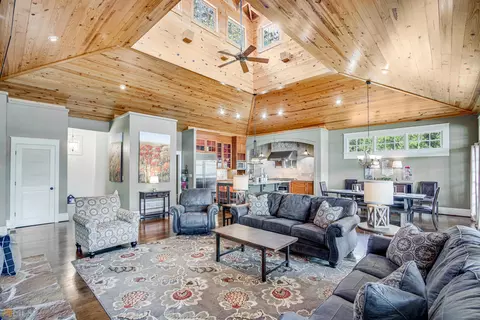 8930 Fields Way, Gainesville, GA 30506 photo 13