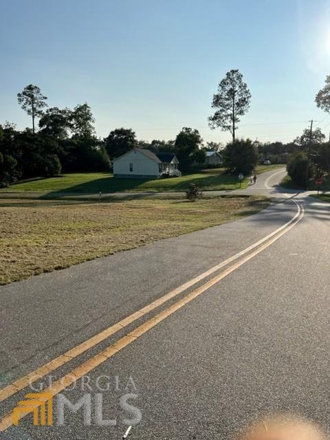 221 Pineview Dr, Americus, GA 31709 photo 3
