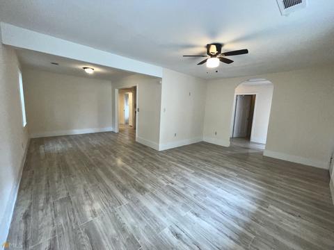201 Busha St, Toccoa, GA 30577 photo 2