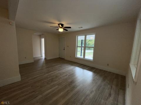 201 Busha St, Toccoa, GA 30577 photo 3