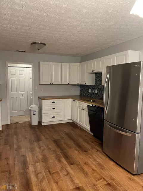 95 Roberts Rd, Covington, GA 30016 photo 4
