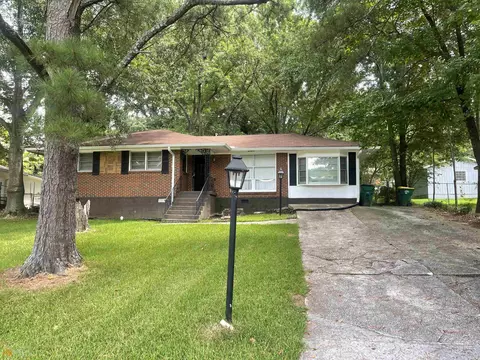 575 Shellnut Dr, Forest Park, GA 30297 photo 1
