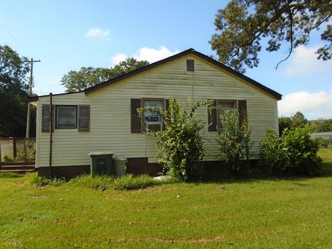 7 Ware St, Barnesville, GA 30204 photo 3
