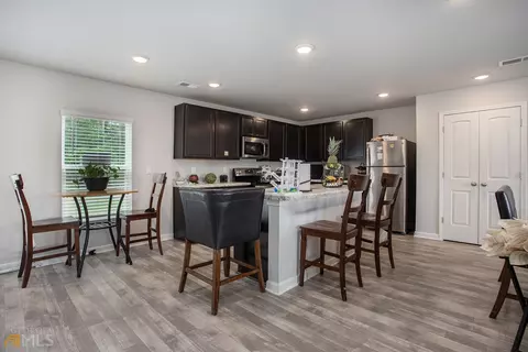 3522 Topaz Ter, Rex, GA 30273 photo 7