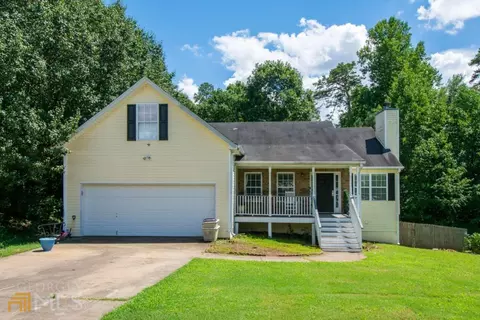 755 Baskins Cir, Winder, GA 30680 photo 2