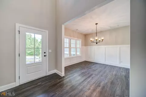 426 Spring Lake Hls, White, GA 30184 photo 2